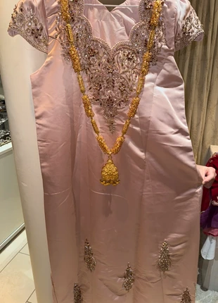 Robe Constantinois, rose, zustand: Sehr gut, größe: Einheitsgröße, 115,00 €, 121,45 € inklusive Vinted-Käuferschutz