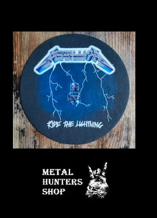 Metallica - Turtable Slipmat 2023 Ride The Lightning Official, état: Très bon état, 10,99 €, 12,24 € Protection acheteurs (Pro) incluse
