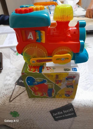 Trenino Giocattolo per bambini 3anni+., merk: Bambini, staat: Nieuw met prijskaartje, maat: 3 jaar / 98 cm, € 9,00, € 10,15 inclusief Kopersbescherming