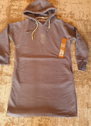 Blauwe sweatjurk van Alife & Kickin, maat M, merk: Alife, staat: Nieuw met prijskaartje, maat: L / 40 / 12, € 27,00, € 29,05 inclusief Kopersbescherming