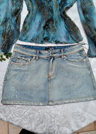 Vintage y2k low waist swing jeans mini skirt in jeans, lavaggio slavato chiaro, marca: y2k, estado: Muito bom, tamanho: L / 40 / 12, €17.00, €18.55 inclui Proteção do Comprador