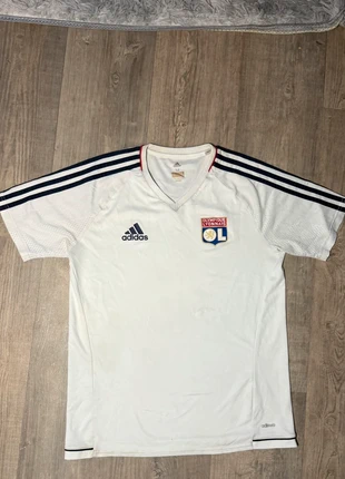 Maillot de foot Lyon blanc, marque: adidas, état: Bon état, taille: S, 25,00 €, 26,95 € Protection acheteurs incluse