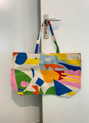 Tote Bag Sézane x G. Kero Totebag, marque: Sézane, état: Neuf sans étiquette, 13,00 €, 14,35 € Protection acheteurs incluse