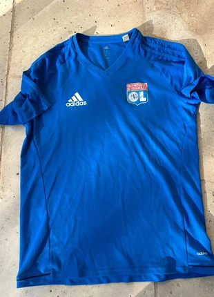 Maillot football Olympique Lyonnais Adidas taille M, merk: Football, staat: Goed, maat: M, € 5,00, € 5,95 inclusief Kopersbescherming Pro