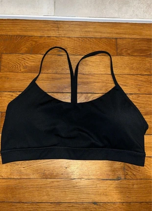 brassière de sport noir T40, marque: Intersport, état: Neuf sans étiquette, taille: L, 2,99 €, 3,84 € Protection acheteurs incluse