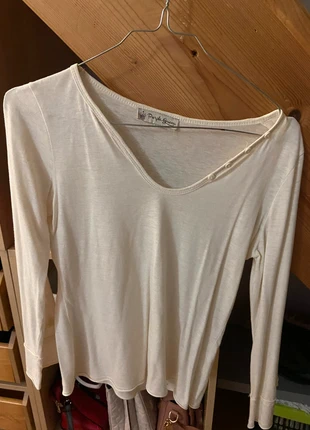 T-shirt crème Purple Queen, brand: Purple Queen, condition: Very good, size: One size, €3.00, €3.85 includes Buyer Protection