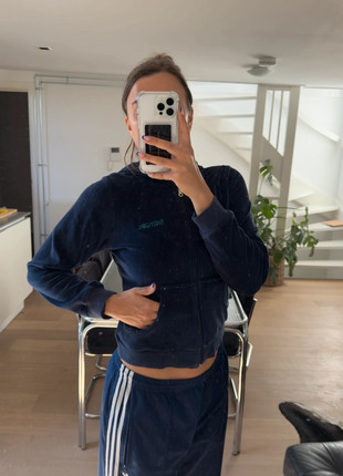 Velvet zipper hoodie blauw glitter y2k, marque: Vintage Dressing, état: Très bon état, taille: M / 38 / 10, 15,00 €, 16,45 € Protection acheteurs incluse