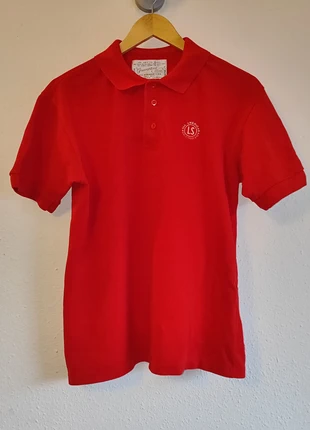 Polo Levi's rojo, vintage de los años 90, talla M, marca: Levi's, estado: Muy bueno, tamaño: M, 12,00 €, 13,30 € Protección al comprador incluida
