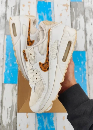 Baskets Sneackers Nike Air Max 90 AX << Leopard >> Taille 40.5, marke: Nike, zustand: Sehr gut, größe: 40.5, 55,00 €, 58,45 € beinhaltet Vinted-Käuferschutz Pro