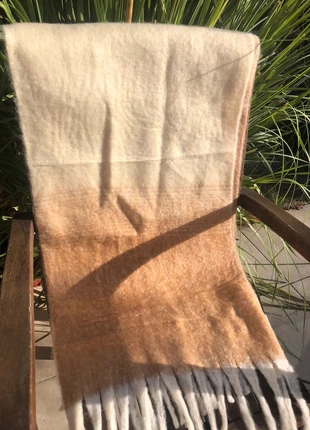 Wintersjaal crème - beige met label, marque: Wintersjaal, état: Très bon état, 11,00 €, 12,25 € Protection acheteurs incluse