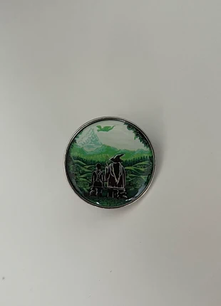 Pin Lord of the rings, merk: The Lord of the Rings, staat: Nieuw zonder prijskaartje, € 1,50, € 2,28 inclusief Kopersbescherming