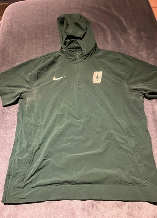 Haut Homme vert Nike taille XL, marke: Nike, zustand: Sehr gut, größe: XL, 15,00 €, 16,45 € inklusive Vinted-Käuferschutz