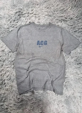T-shirt Nike ACG Gris Vintage Logo, brand: Nike, condizioni: Buone, taglia: L, €14.00, €15.40 include la Protezione acquisti Pro