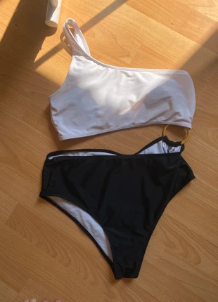 Maillot de bain deux pièces noir et blanc, estado: Muy bueno, tamaño: M / 38 / 10, 5,00 €, 5,95 € Protección al comprador incluida