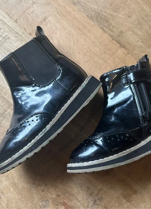 **Tape à l’Oeil Patent Chelsea Boots Size 25 - Good Condition**, marque: Tape à l'œil, état: Bon état, taille: 25, 10,00 €, 11,20 € Protection acheteurs incluse