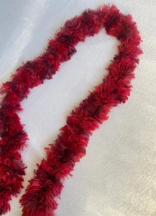 Vintage red fluffy scarf, marke: Vintage Dressing, zustand: Sehr gut, 4,00 €, 4,90 € inklusive Vinted-Käuferschutz