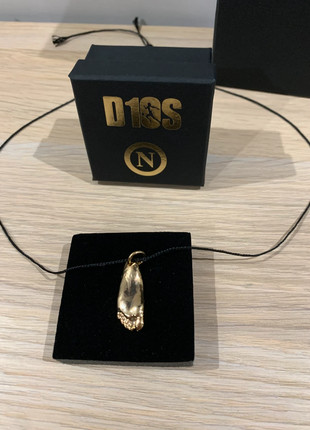 Collana con ciondolo piede Maradona, marca: dios, estado: Novo com etiquetas, €23.00, €24.85 inclui Proteção do Comprador