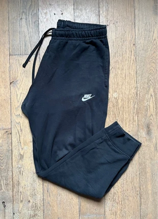 Jogging/survêtement Nike noir taille L, marque: Nike, état: Bon état, taille: L, 16,00 €, 17,50 € Protection acheteurs incluse