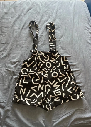 Salopette Shorts Stampa Grafica Astratta / Monocromatica Y2k, marke: y2k, zustand: Neu, größe: S / 36 / 8, 5,00 €, 5,95 € inklusive Vinted-Käuferschutz