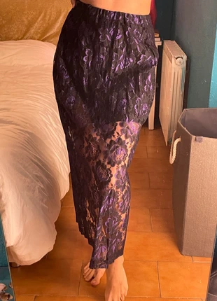 Falda midi negra de encaje transparente con flores moradas, marque: Local, état: Très bon état, taille: M / 38 / 10, 5,00 €, 5,95 € Protection acheteurs incluse