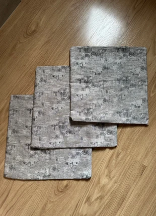 Set of 3 zipped grey silver cushion covers 16in 40cm, brand: no brand, condition: Very good, size: 40 x 40 cm, £3.00, £3.85 includes Buyer Protection