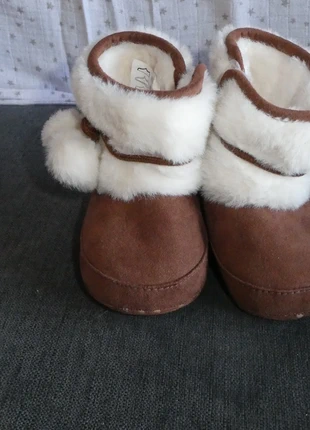 Bottillons fourrés – brun – NEUF – pointure 20, zustand: Neu, größe: 20, 5,00 €, 5,95 € inklusive Vinted-Käuferschutz