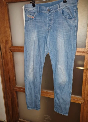 Jean boyfriend used Diesel W 27 L 32, marque: Diesel, état: Satisfaisant, taille: S / 36 / 8, 7,50 €, 8,58 € Protection acheteurs incluse