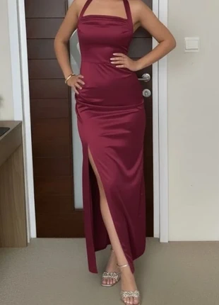 Robe longue bordeaux satinée chic fendue – Taille S, brand: Maison Liora, condition: Very good, size: S / 36 / 8, €39.90, €42.60 includes Buyer Protection Pro