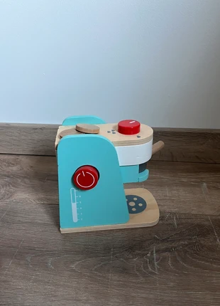 Machine à café en bois, marca: Machine, estado: Muito bom, tamanho: 3 anos / 98 cm, €5.00, €5.95 inclui Proteção do Comprador