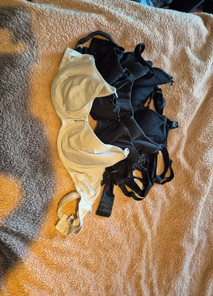 4 voedings bh, merk: Noppies, staat: Veelgebruikt, maat: 95C, € 5,00, € 5,95 inclusief Kopersbescherming