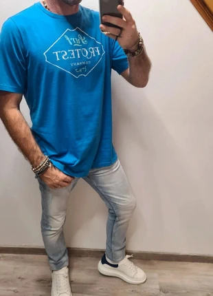 T-shirt slim fit bleu prostest XXL, marca: Protest, estado: Muito bom, tamanho: XXL, €8.00, €9.10 inclui Proteção do Comprador Pro