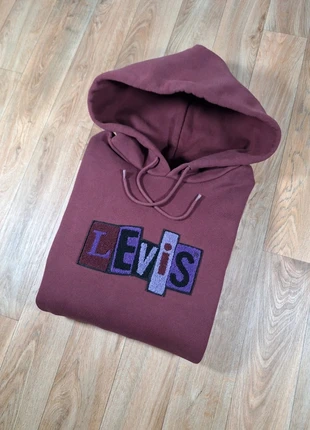 Pull à capuche épais Levi's Hoodie | Bordeaux logo brodé | Taille M, brand: Levi's, condition: Very good, size: M, €29.99, €32.19 includes Buyer Protection Pro
