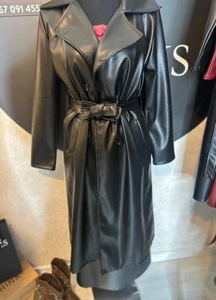 Gabardine preta mulher, marque: novo, état: Neuf avec étiquette, taille: Taille unique, 38,00 €, 40,60 € Protection acheteurs incluse