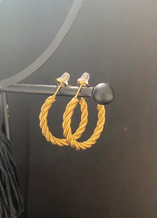 Magnifiques Créoles Cordons Torsadés Plaqué Or Acier Inoxydable Neuves, marke: Unique, zustand: Neu, mit Etikett, 16,00 €, 17,50 € inklusive Vinted-Käuferschutz