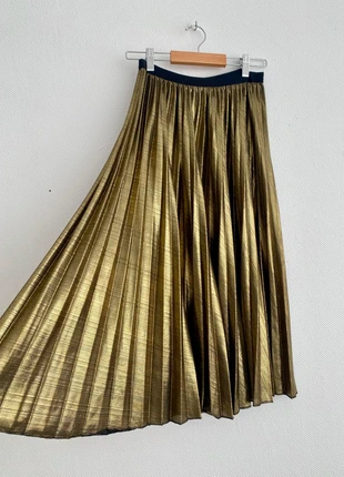 Goudkleurige plisserok - maat S, marque: Millenium, état: Très bon état, taille: S / 36 / 8, 12,00 €, 13,30 € Protection acheteurs incluse