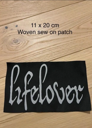 Lifelover Big Logo 11×20 woven sew on patch black metal, marke: Metal, zustand: Sehr gut, 7,00 €, 8,05 € inklusive Vinted-Käuferschutz