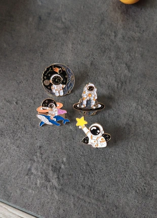 Pin's astronaute, marca: Spatial, estado: Novo sem etiquetas, €4.00, €4.90 inclui Proteção do Comprador