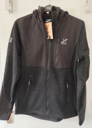 Veste Revolution Race, marque: RevolutionRace, état: Neuf sans étiquette, taille: M, 59,00 €, 62,65 € Protection acheteurs incluse