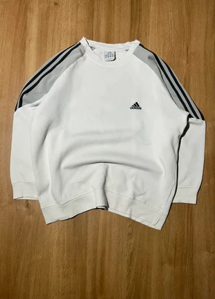 Sweat vintage Adidas blanc gris made in Greece 2003 logo brodé unisexe taille S original, brand: adidas, condizioni: Ottime, taglia: S, €20.00, €21.70 include la Protezione acquisti