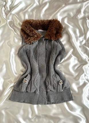 Pull sans manches en mailles torsadé à col montant en fausse fourrure - y2k 2000s, marca: Top Vintage, estado: Muito bom, tamanho: M / 38 / 10, €18.00, €19.60 inclui Proteção do Comprador Pro