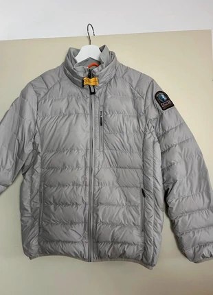 Parajumpers winterjas, marque: Parajumpers, état: Très bon état, taille: M, 75,00 €, 79,45 € Protection acheteurs incluse