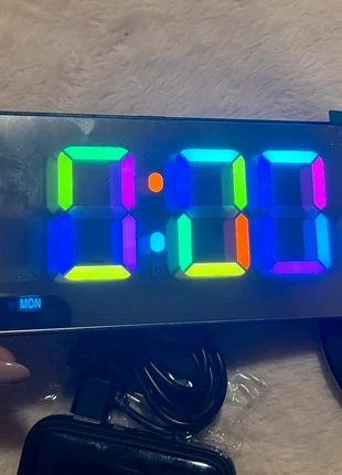 Ruiqas Mirrored Digital Alarm Clock with Wireless Charging, brand: Digital, condition: Like new, £10.00, £11.20 includes Buyer Protection