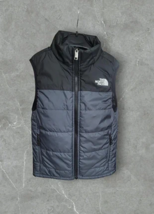 Doudoune Veste The Nord Face sans manche Gris Noir Taille S (8-9 ans), marca: The North Face, estado: Muito bom, tamanho: S, €30.00, €32.20 inclui Proteção do Comprador