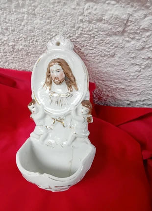 ancien bénitier Christ et anges en porcelaine blanche et doré 19 ème, brand: ancien bénitier Christ et puttis 19 ème, condition: Good, €15.00, €16.45 includes Buyer Protection