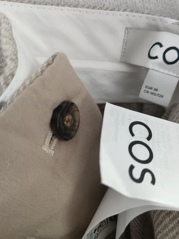 COS "Pantalon large taille haute beige" t. 38 - photo numéro 7