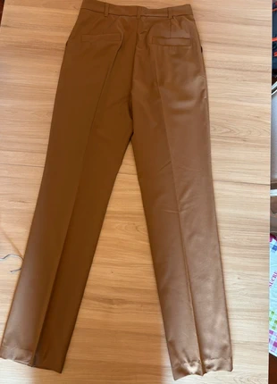 Pantalón de pinzas marrón claro mujer, brand: Mango, condizioni: Ottime, taglia: IT 38 | W28, €7.00, €8.05 include la Protezione acquisti