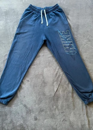 Jogging, pantalon, pantalon de sport Nike bleu marine grand logo Nike taille S pour homme, brand: Nike, condition: Very good, size: S, €8.00, €9.10 includes Buyer Protection
