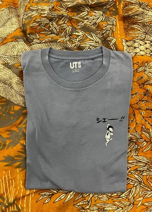 T-Shirt Uniqlo, marque: Uniqlo, état: Très bon état, taille: XS, 7,00 €, 8,05 € Protection acheteurs incluse