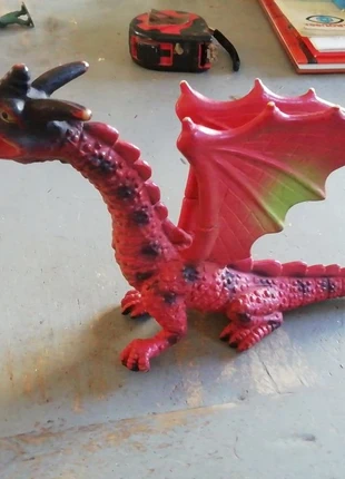 Figurine grand dragon, estado: Bom, tamanho: Tamanho único, €1.00, €1.75 inclui Proteção do Comprador