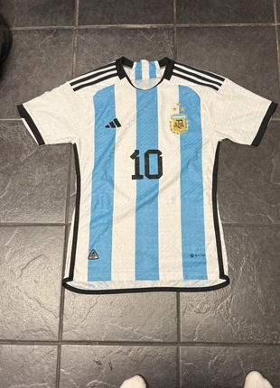 Argentina 2022 World Cup Football Home Shirt Messi 10, brand: adidas, condition: Very good, size: XS, £20.00, £21.70 includes Buyer Protection